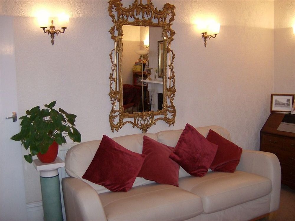 The Alexander - By Tifa Guest house 3*