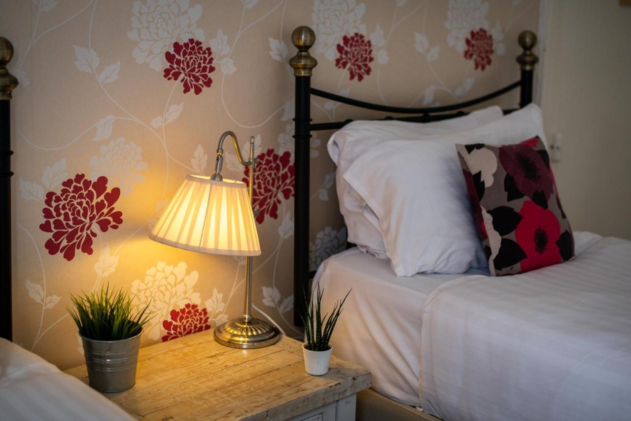 The Alexander - By Tifa Guest house